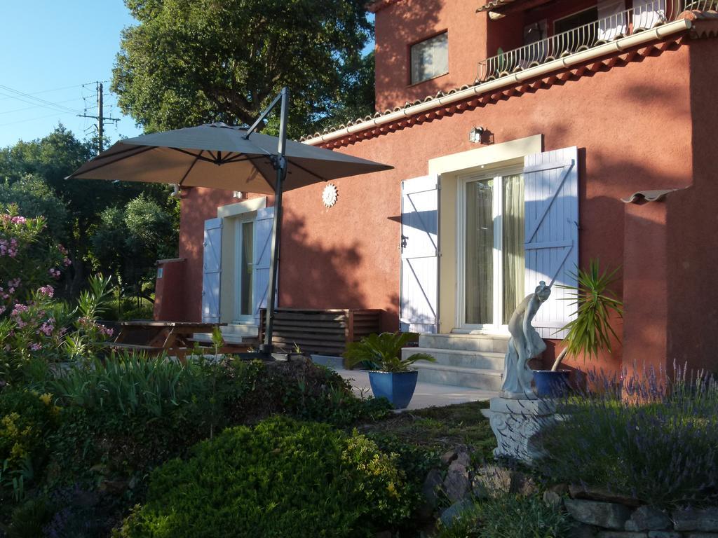 Апартаменти Soleil Rouge Лез-Адре-де-л'Естерель Екстер'єр фото